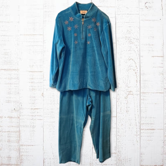 Blue Velvety 2pc Set w/ Sparkly Snowflakes by Links - Picture 2 of 9